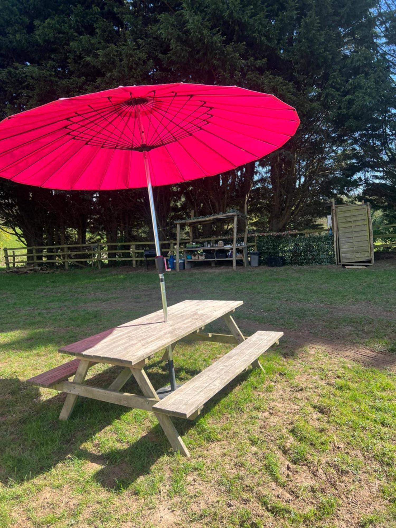 Swallows Oast Glamping Sedlescombe Exterior photo