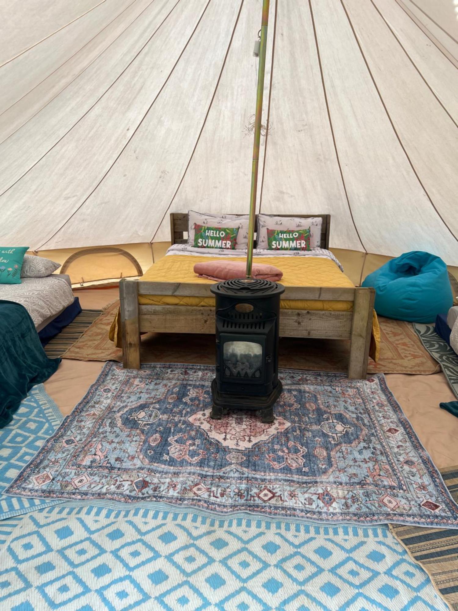 Swallows Oast Glamping Sedlescombe Exterior photo